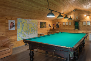 бильярдный зал