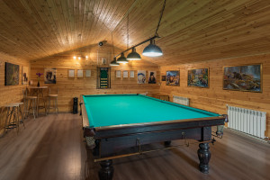 бильярдный зал